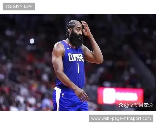 篮网防守崩盘背后:教练组的责任与压力之谜 篮网防守崩盘背后:教练组的责任与压力之谜