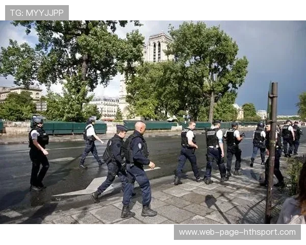 巴黎反击如同闪切