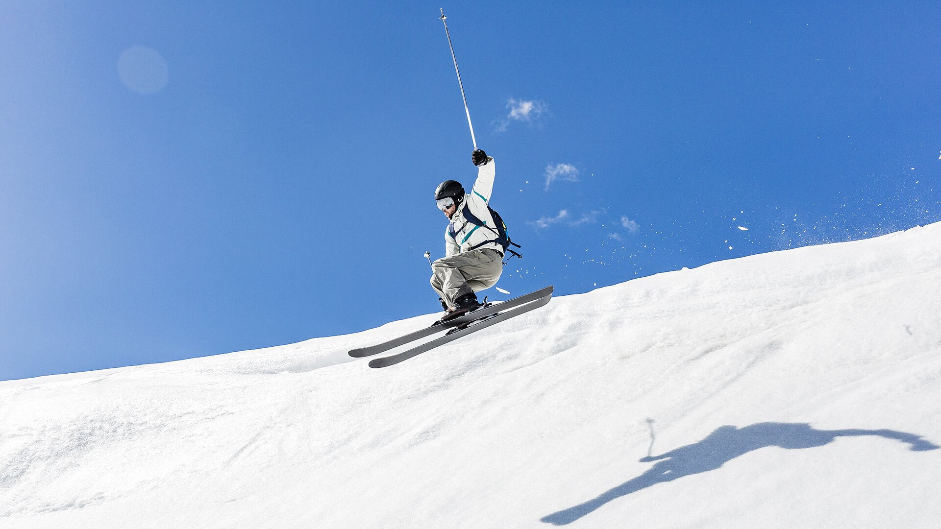国际攀岩速度赛：选手超越纪录刷新历史，攀岩国际比赛 高度